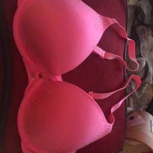Never worn bra.  Fabulous by Victoria Secret. 36C